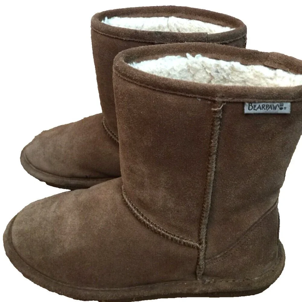 BEARPAW EVA NEVERWET BROWN SUEDE SHEEPSKIN ANKLE BOOTS S410Y YOUTH SIZE 4